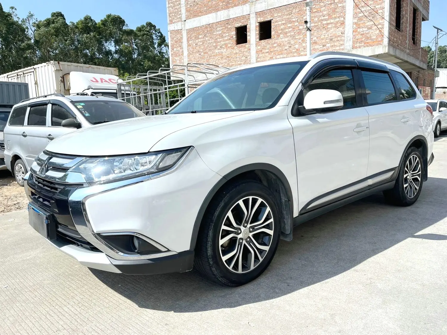 Mitsubishi Outlander  из Китая