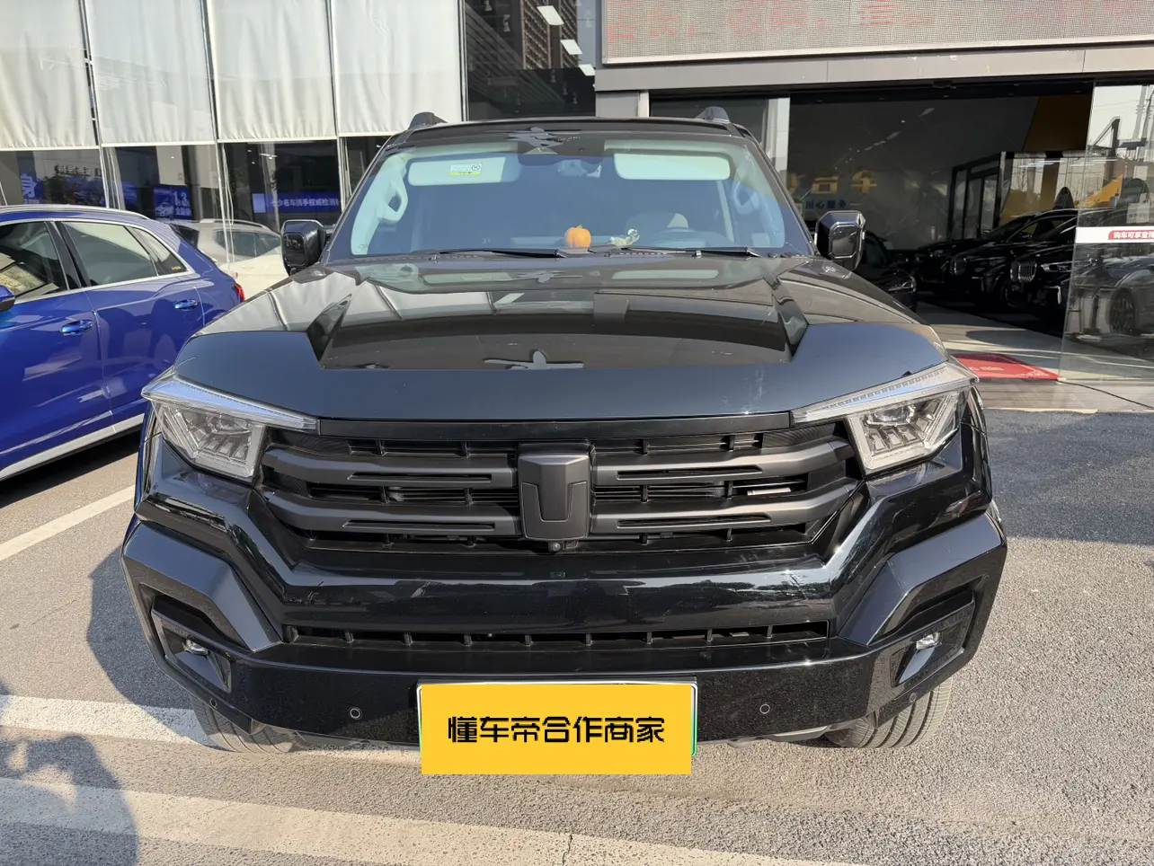 Tank 400 Hi4-T  из Китая