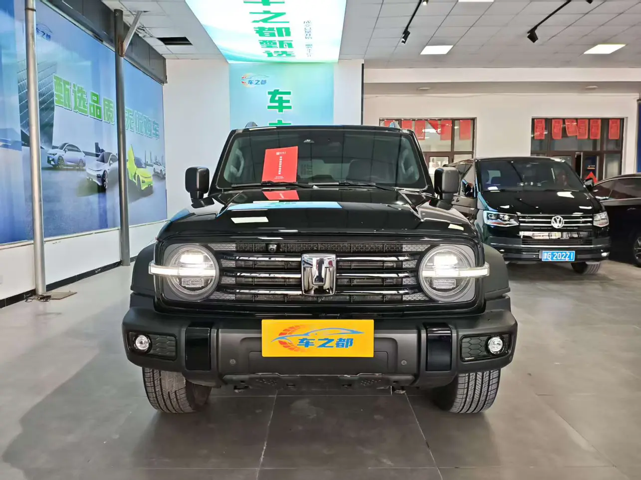 Tank 300  из Китая