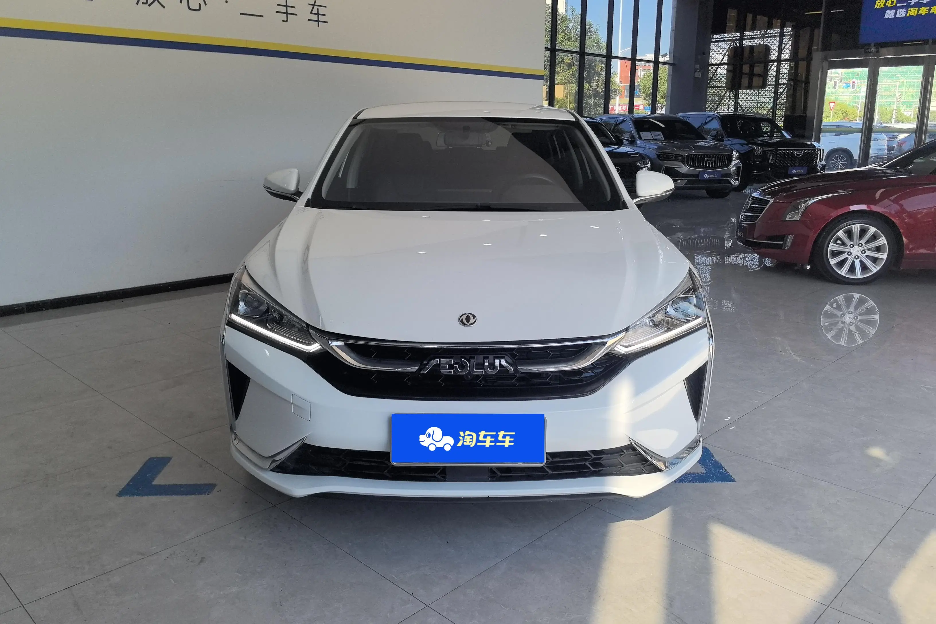 Dongfeng Yixuan  из Китая