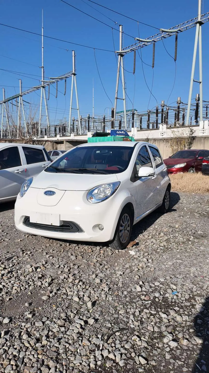 Jiangxi JAC iEV6E  из Китая