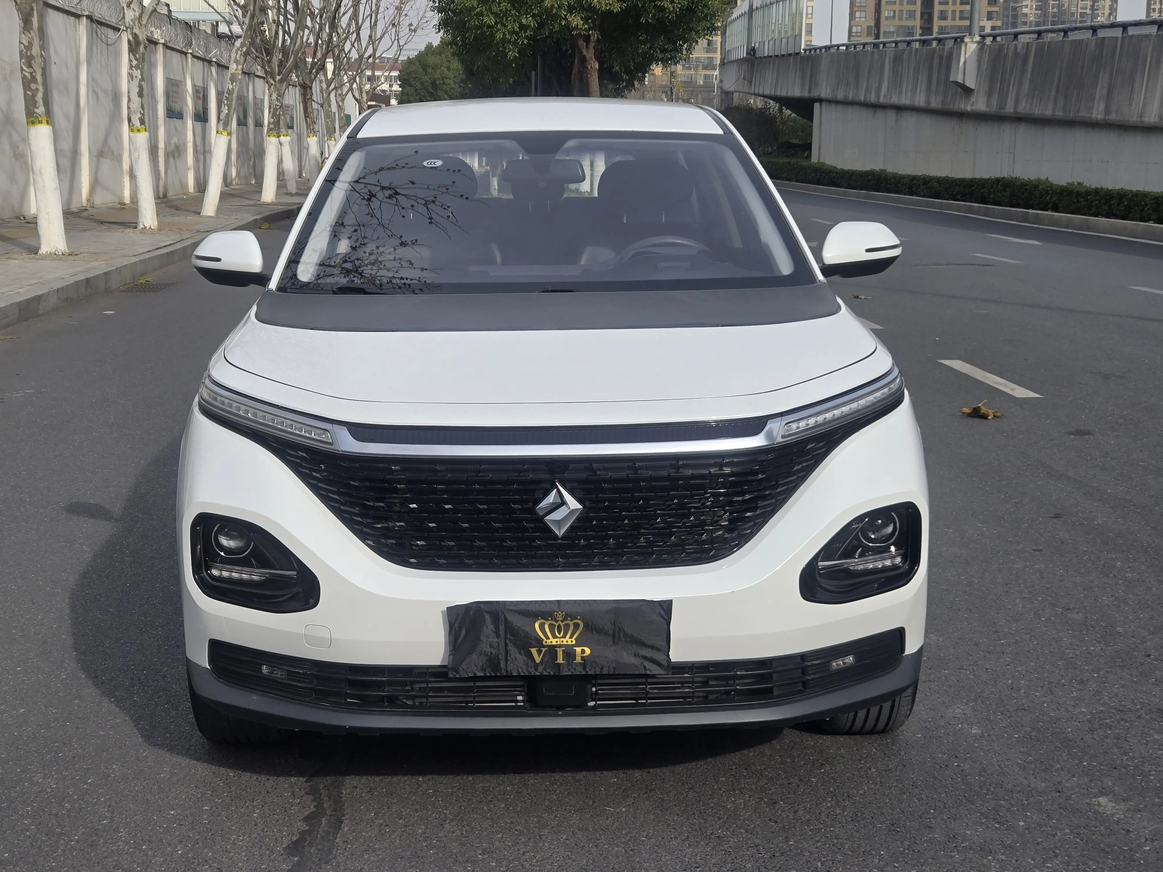 Baojun RM-5  из Китая