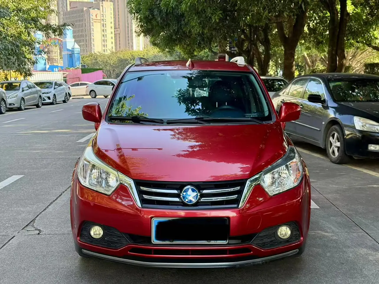 Kai Chen Venucia R50  из Китая