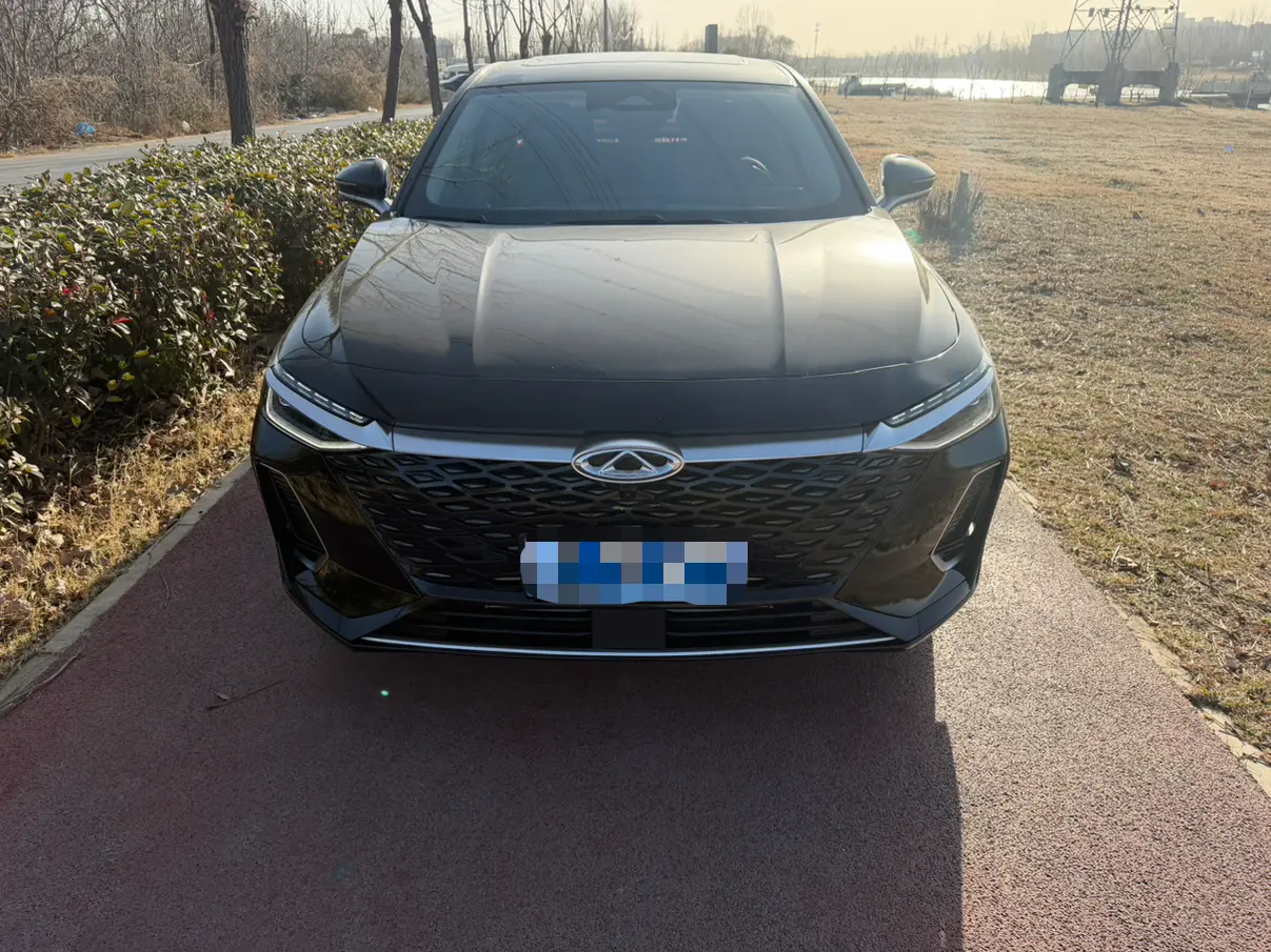 Chery Arrizo 8  из Китая