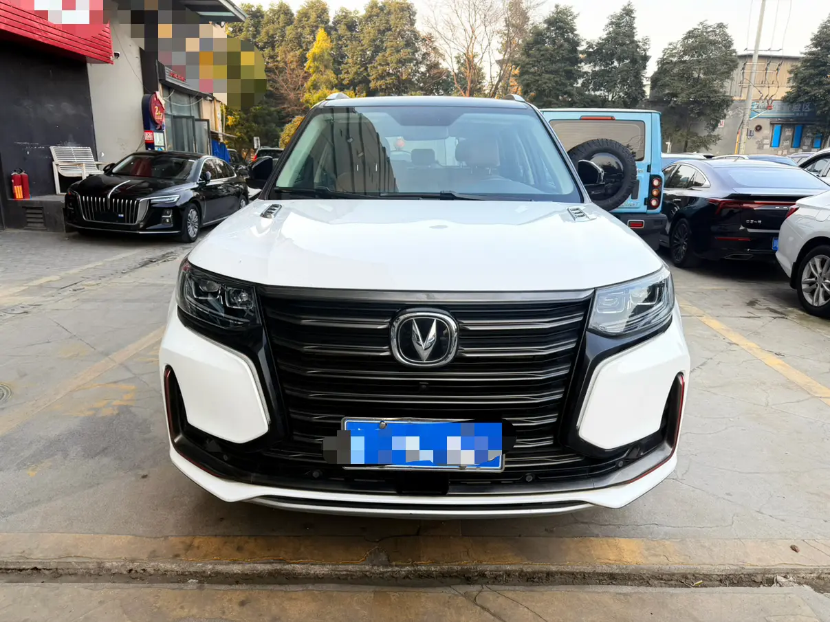 Changan CS95  из Китая