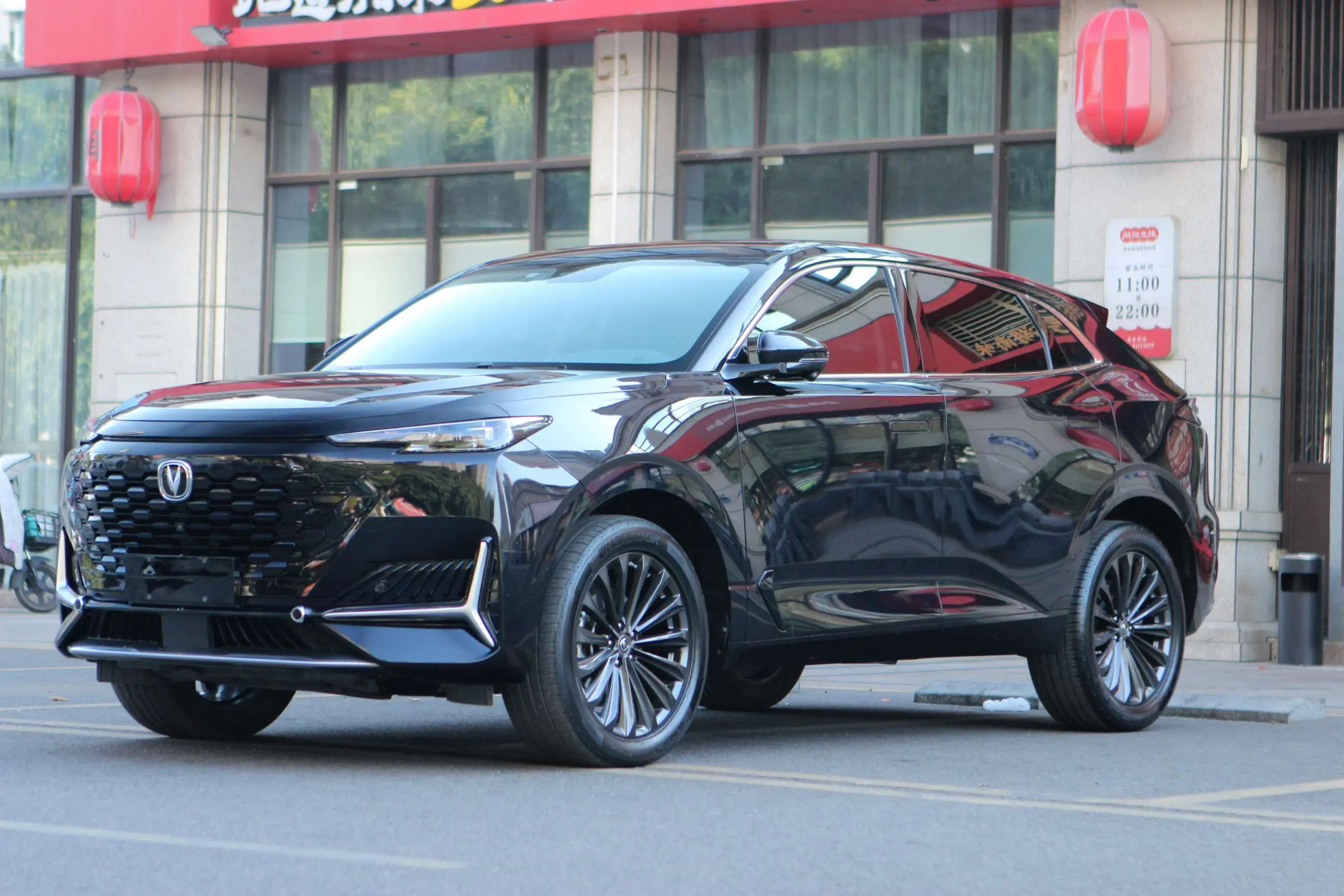 Changan UNI-K  из Китая