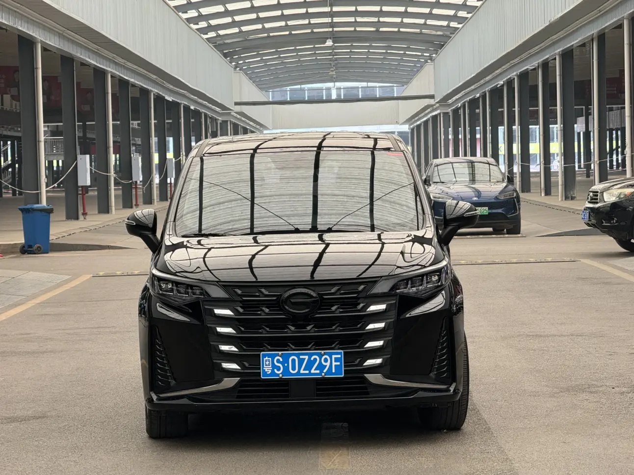 GAC Trumpchi M6  из Китая