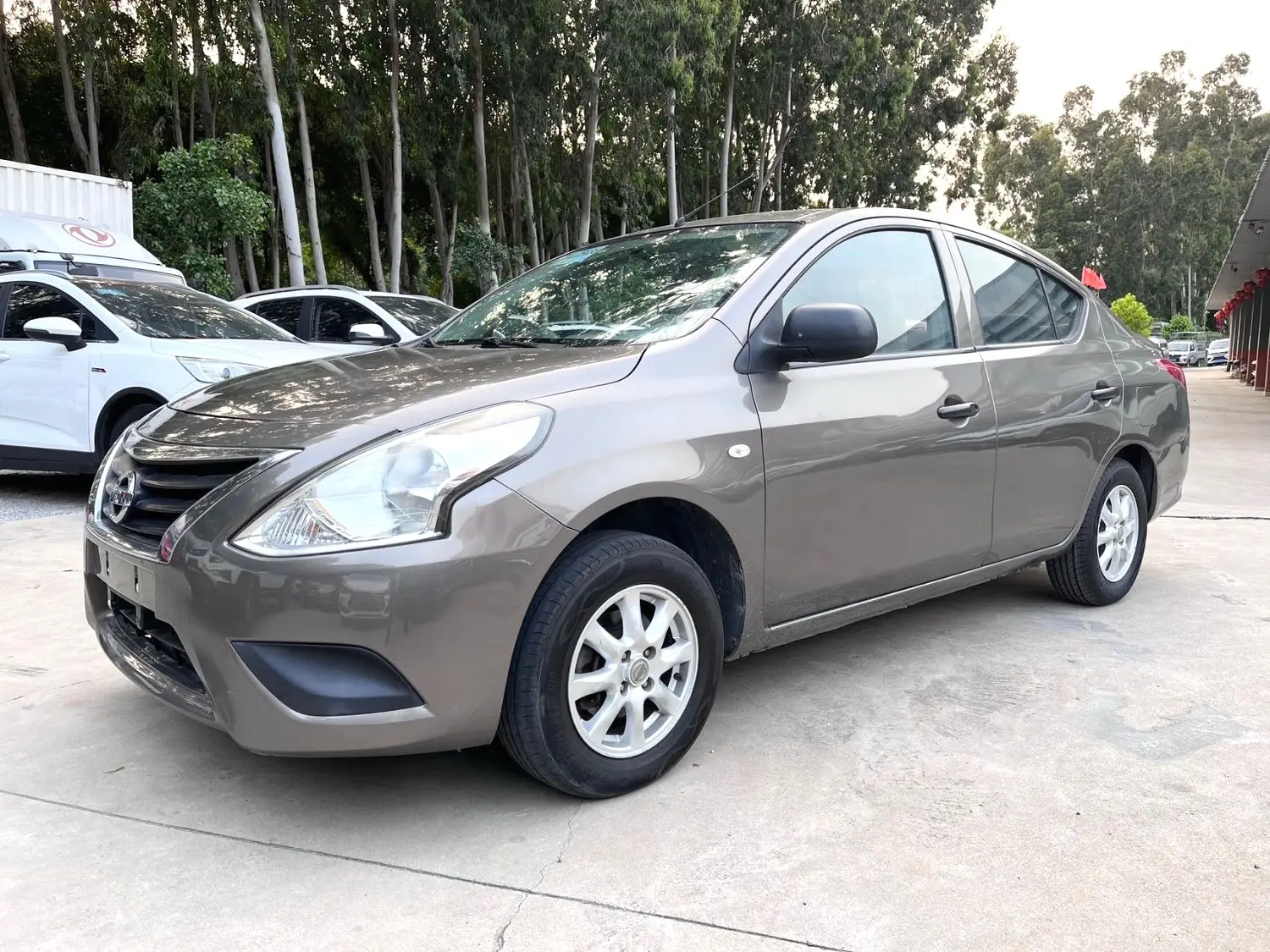 Nissan Sunlight  из Китая