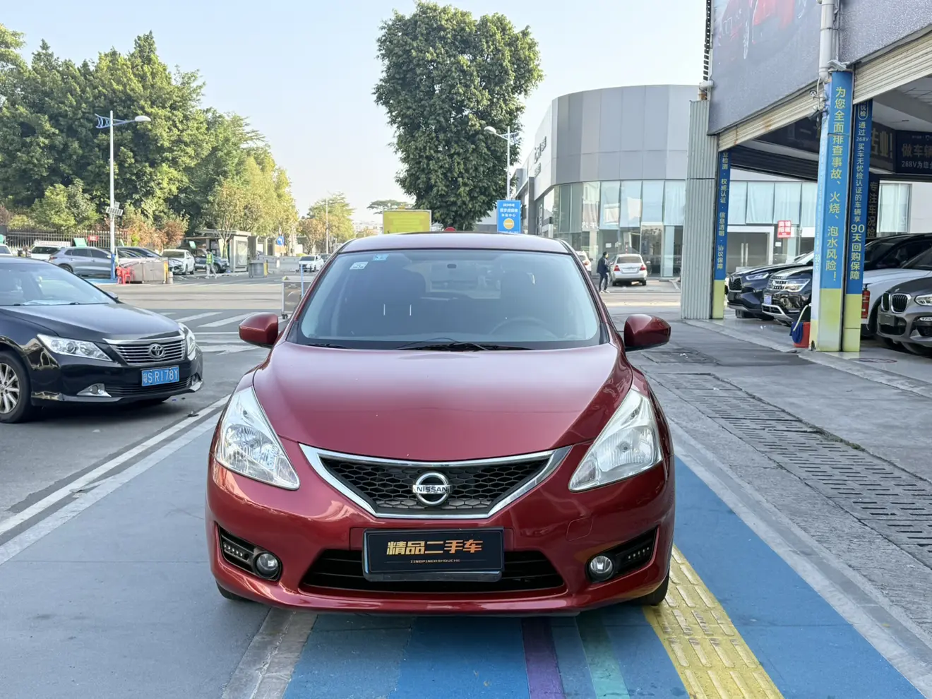 Nissan Tiida  из Китая