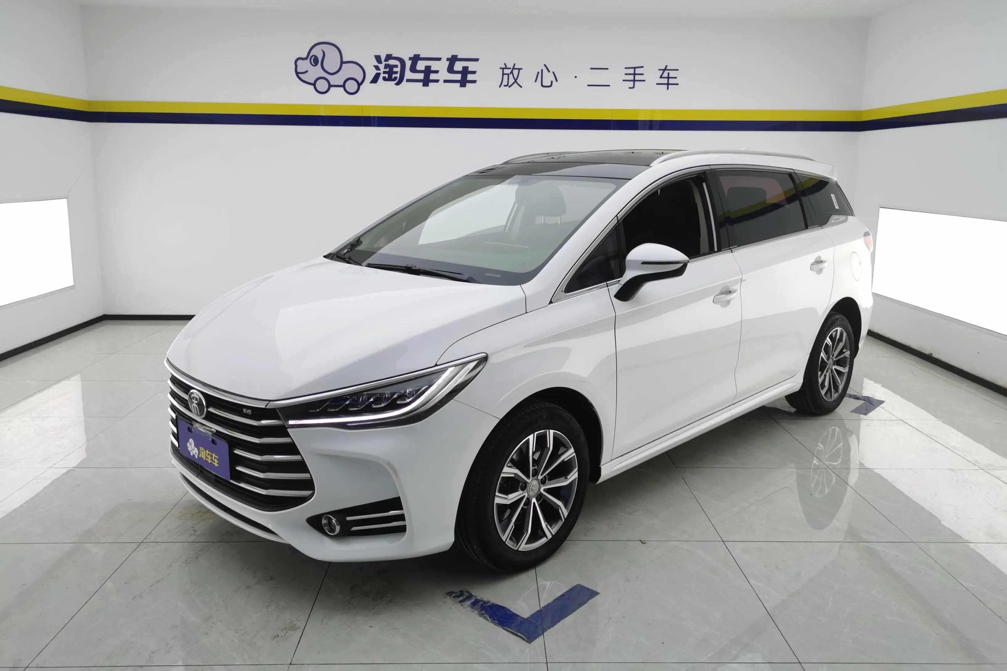 BYD Song MAX  из Китая