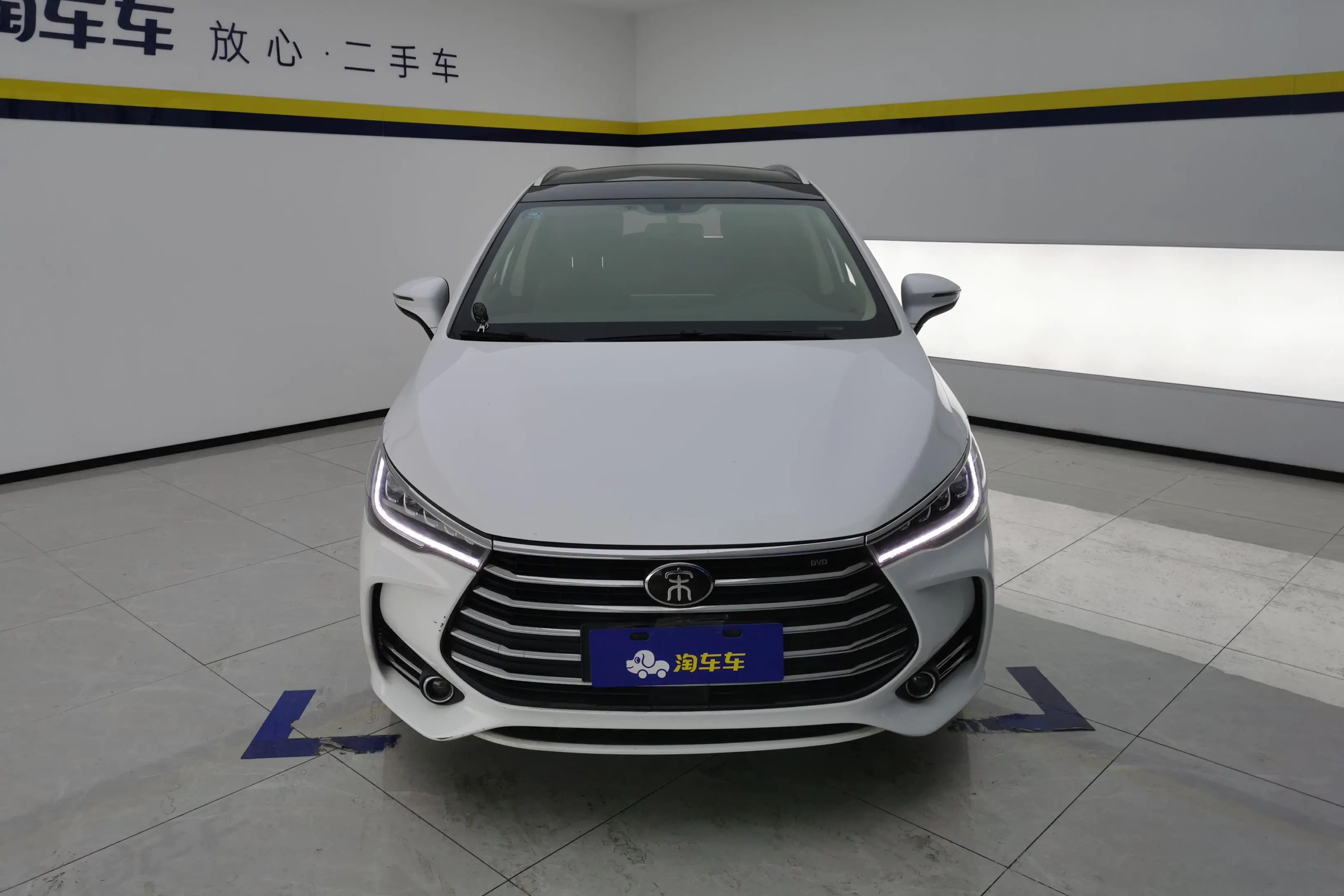 BYD Song MAX  из Китая