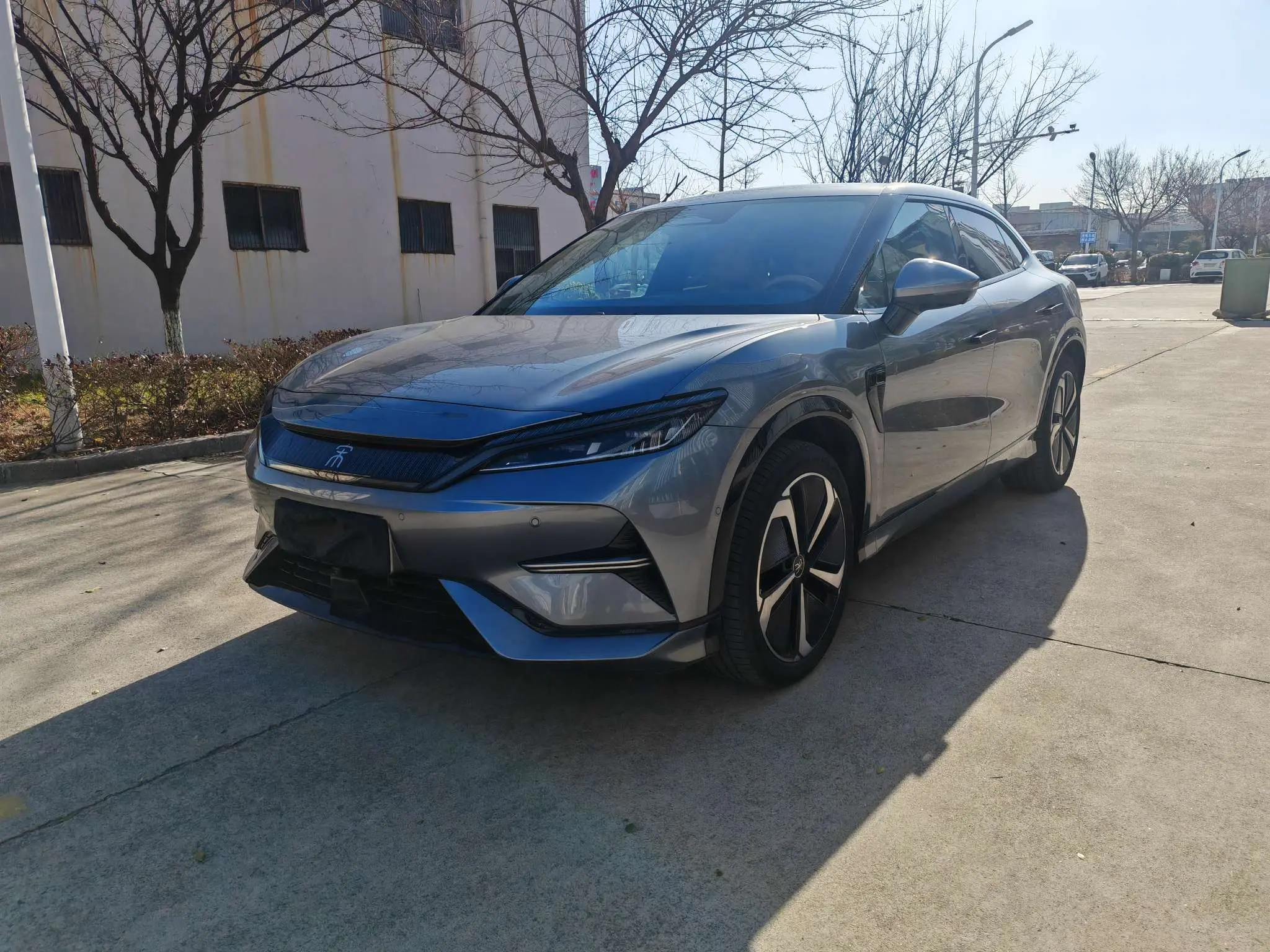 BYD Song L EV  из Китая