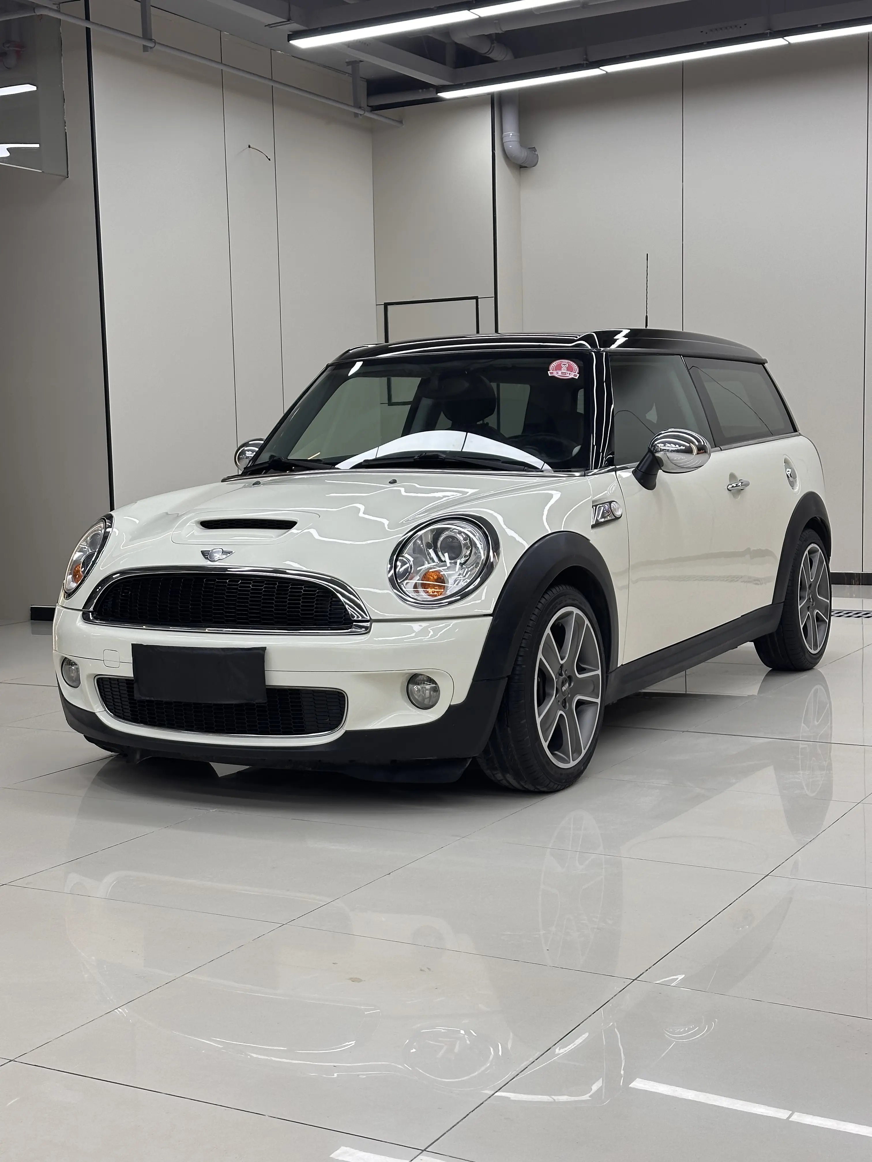 MINI CLUBMAN  из Китая