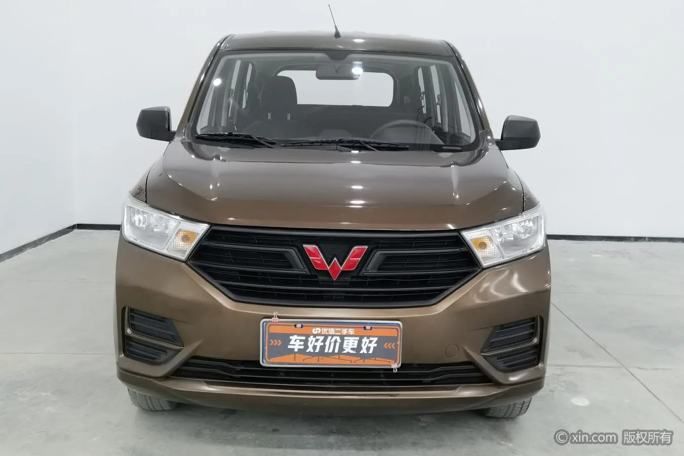 Wuling Hongguang  из Китая