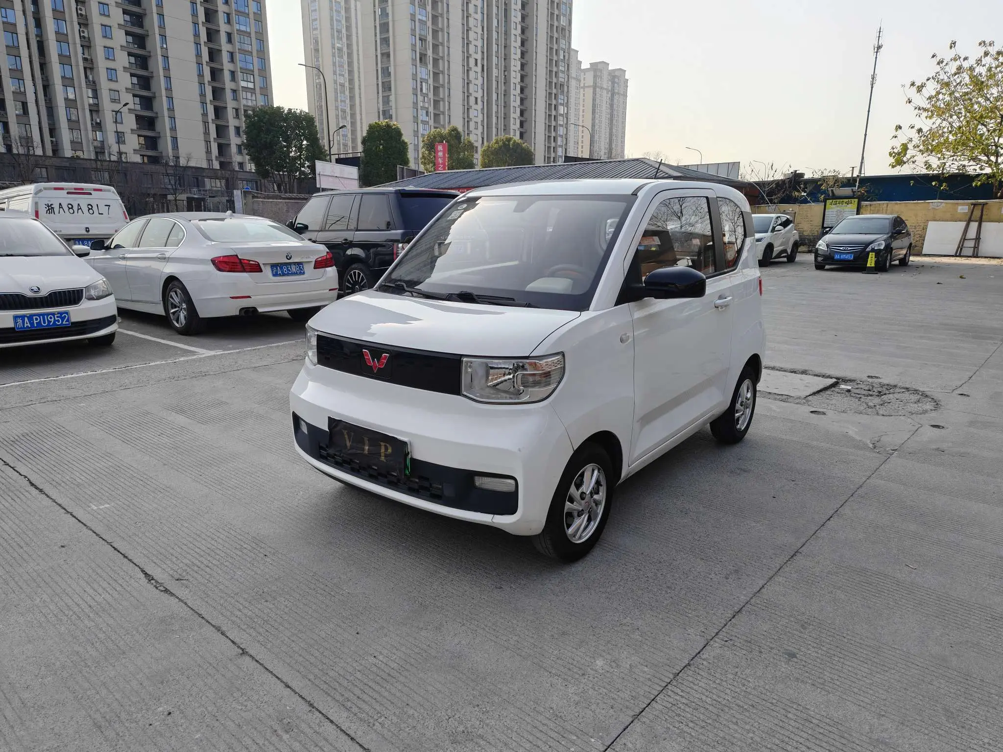 Wuling Hongguang MINIEV  из Китая