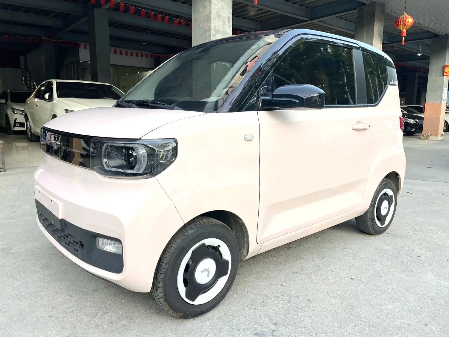 Wuling Hongguang MINIEV  из Китая