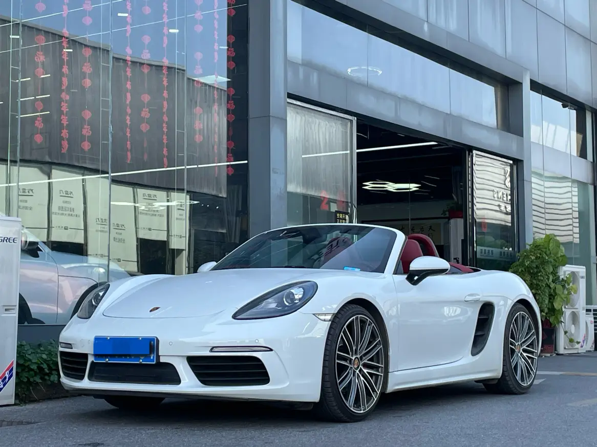 Porsche 718  из Китая