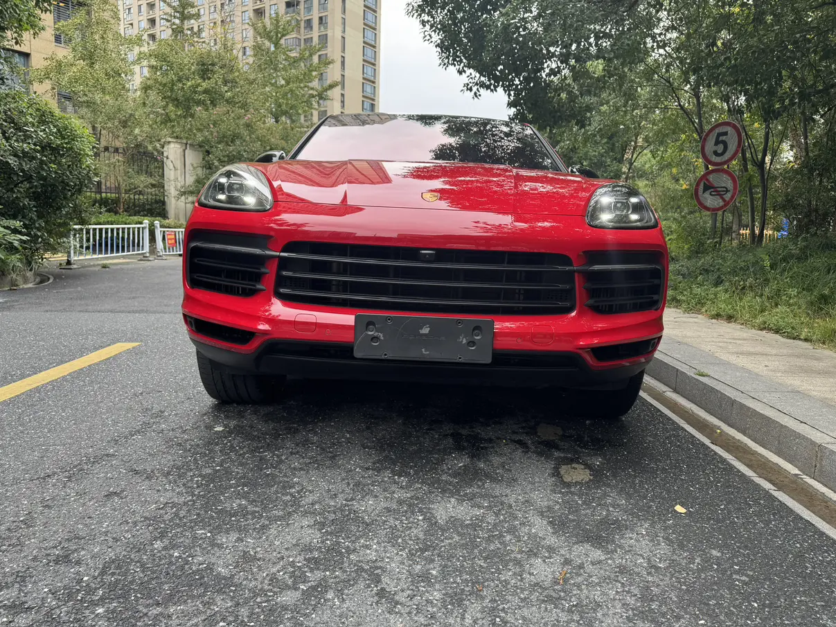 Porsche Cayenne Coupe  из Китая