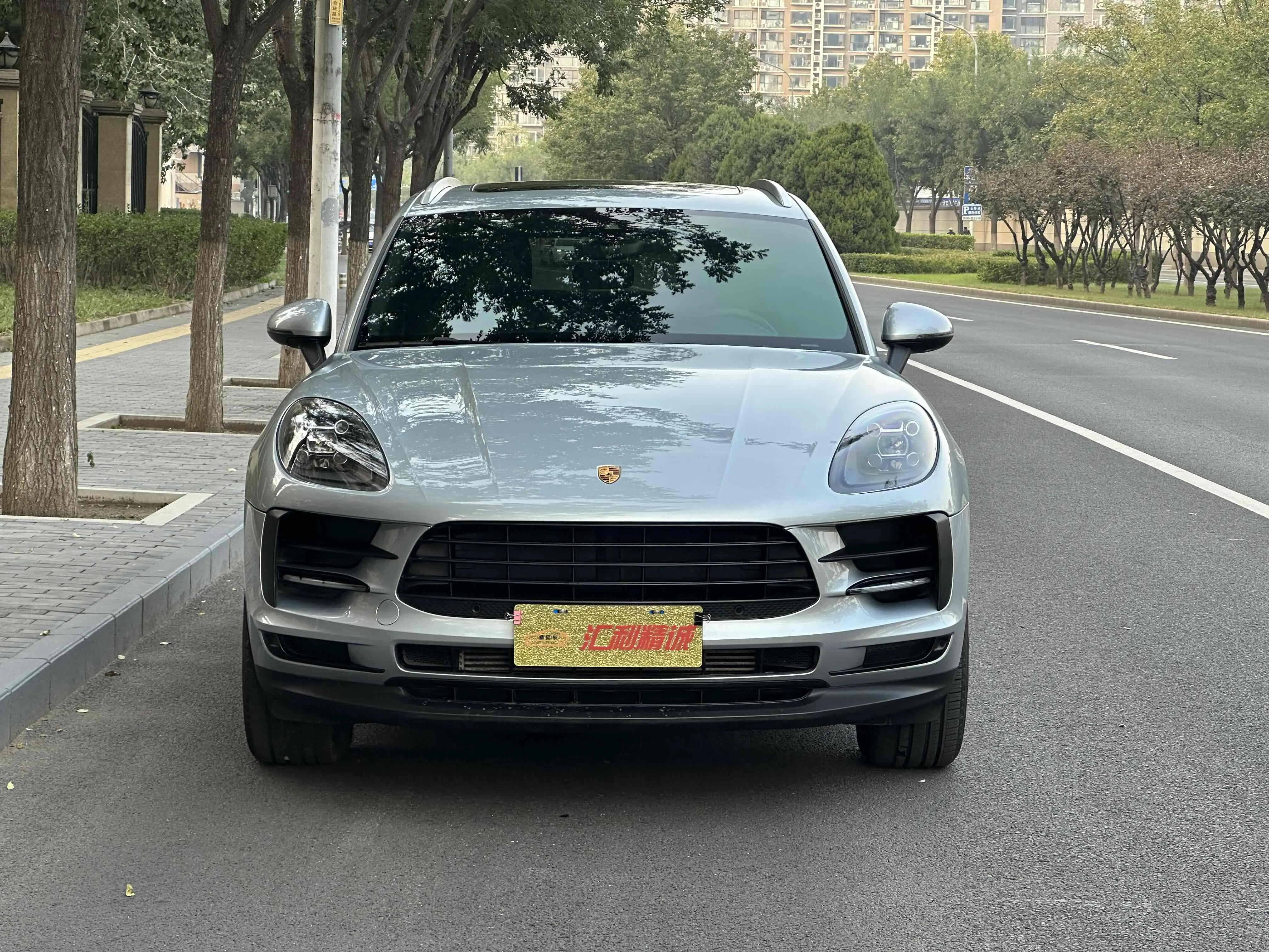 Porsche Macan  из Китая