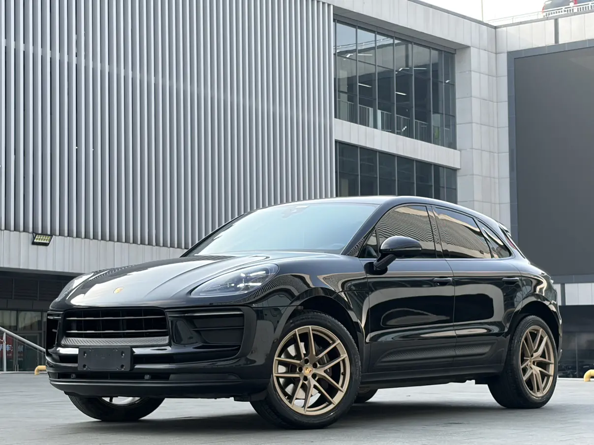 Porsche Macan  из Китая