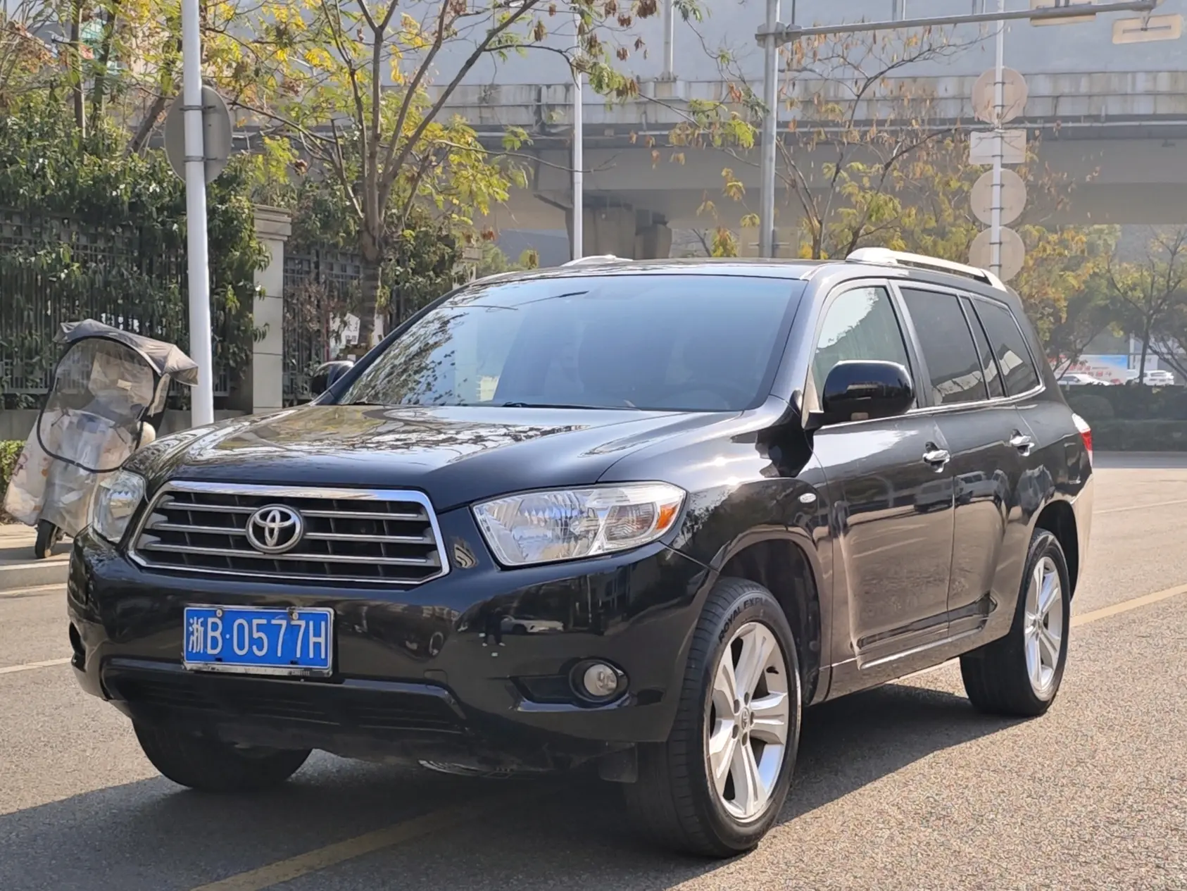 Toyota Highlander  из Китая