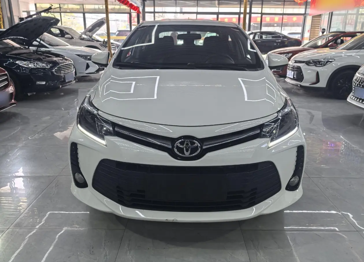 Toyota Vios  из Китая