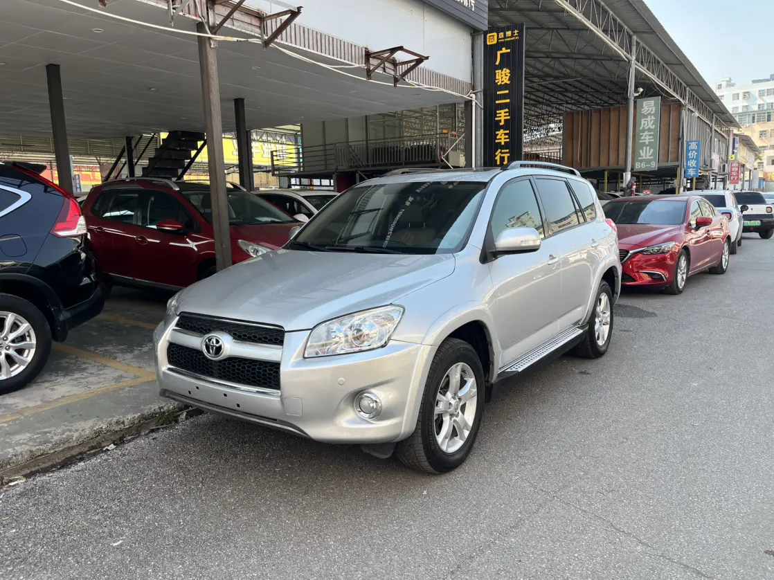 Toyota RAV4  из Китая