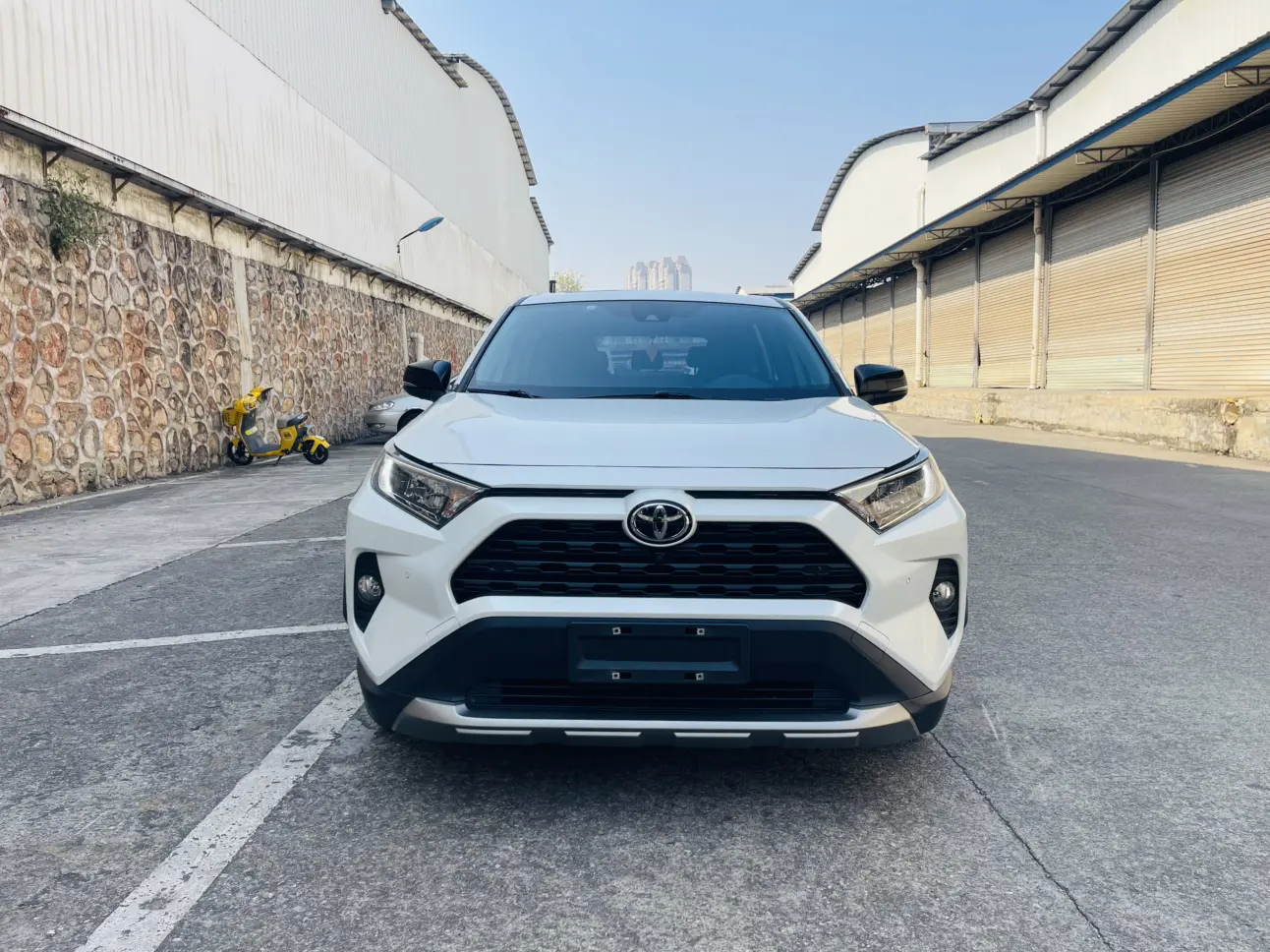 Toyota RAV4  из Китая