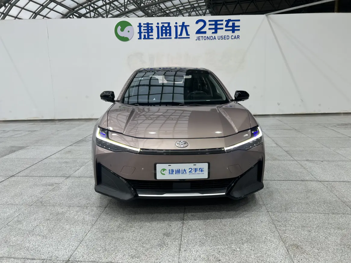 Toyota bZ3  из Китая