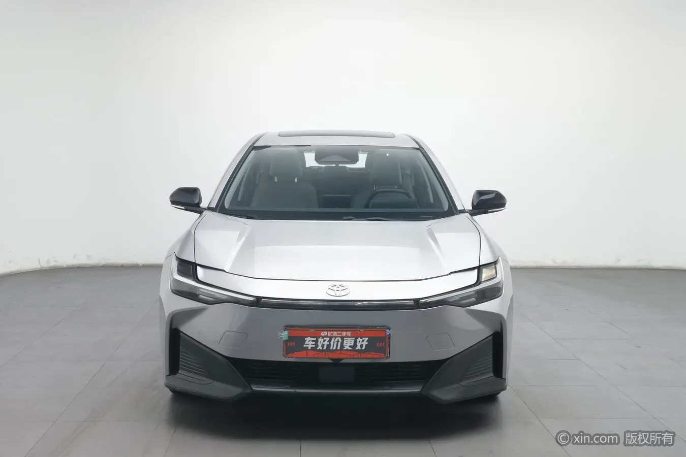 Toyota bZ3  из Китая