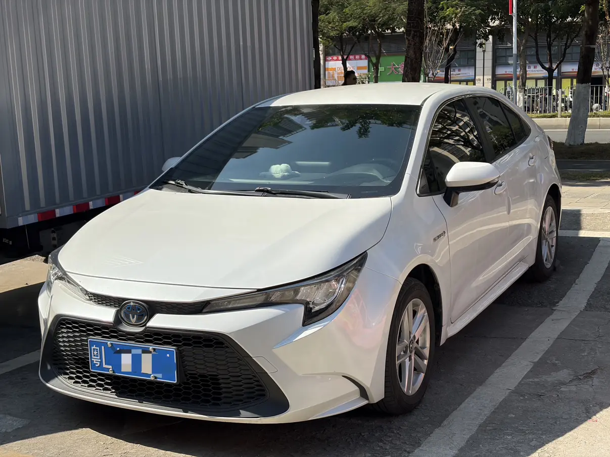 Toyota Levin (Lei Ling)  из Китая