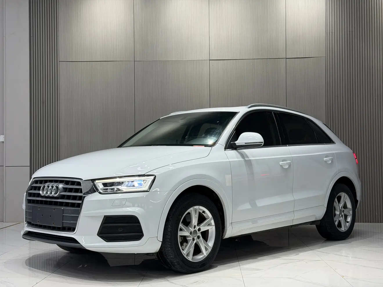 Audi Q3  из Китая