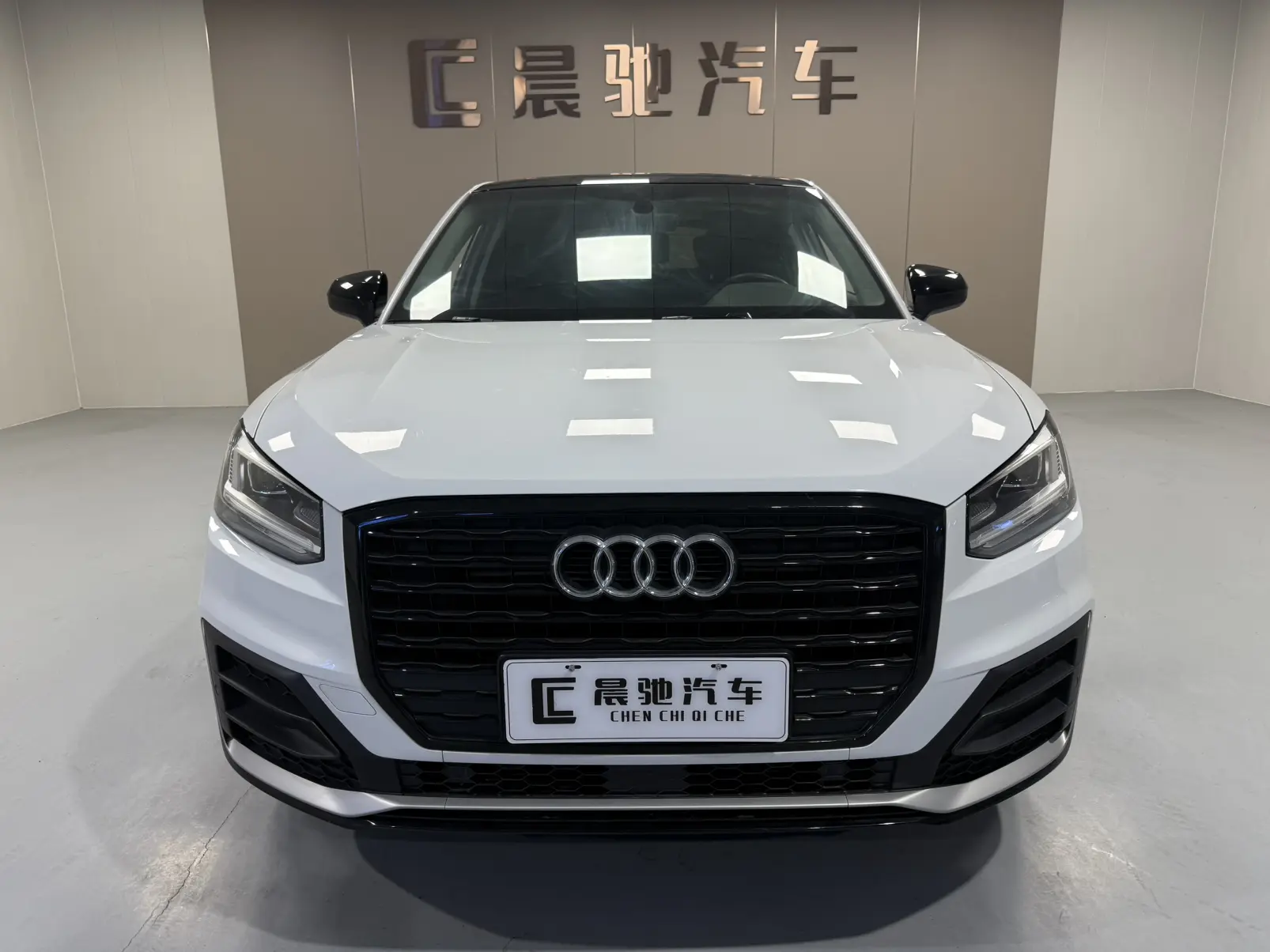 Audi Q2L  из Китая