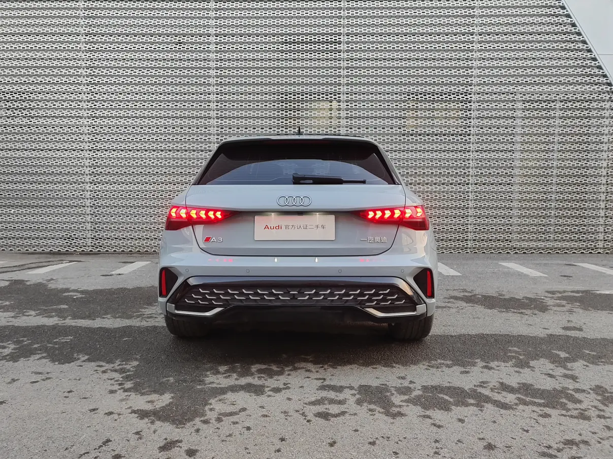 Audi A3  из Китая
