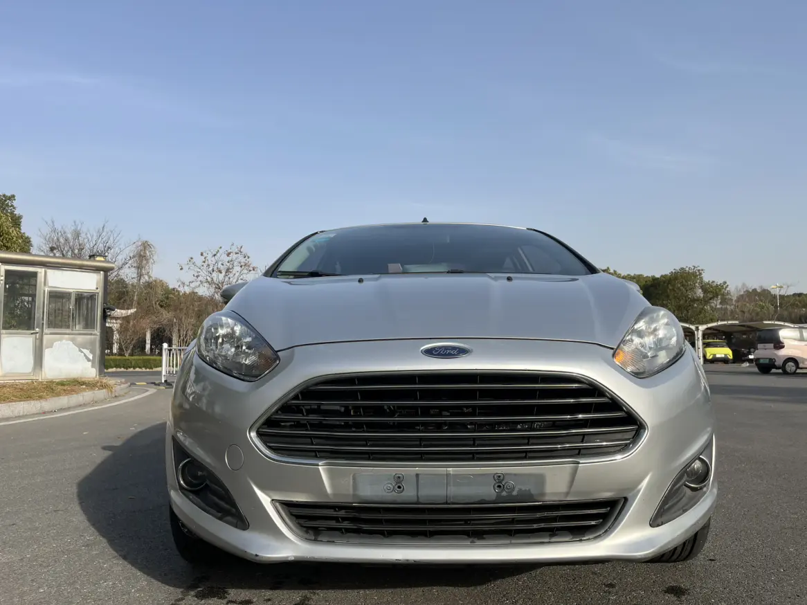 Ford Carnival  из Китая