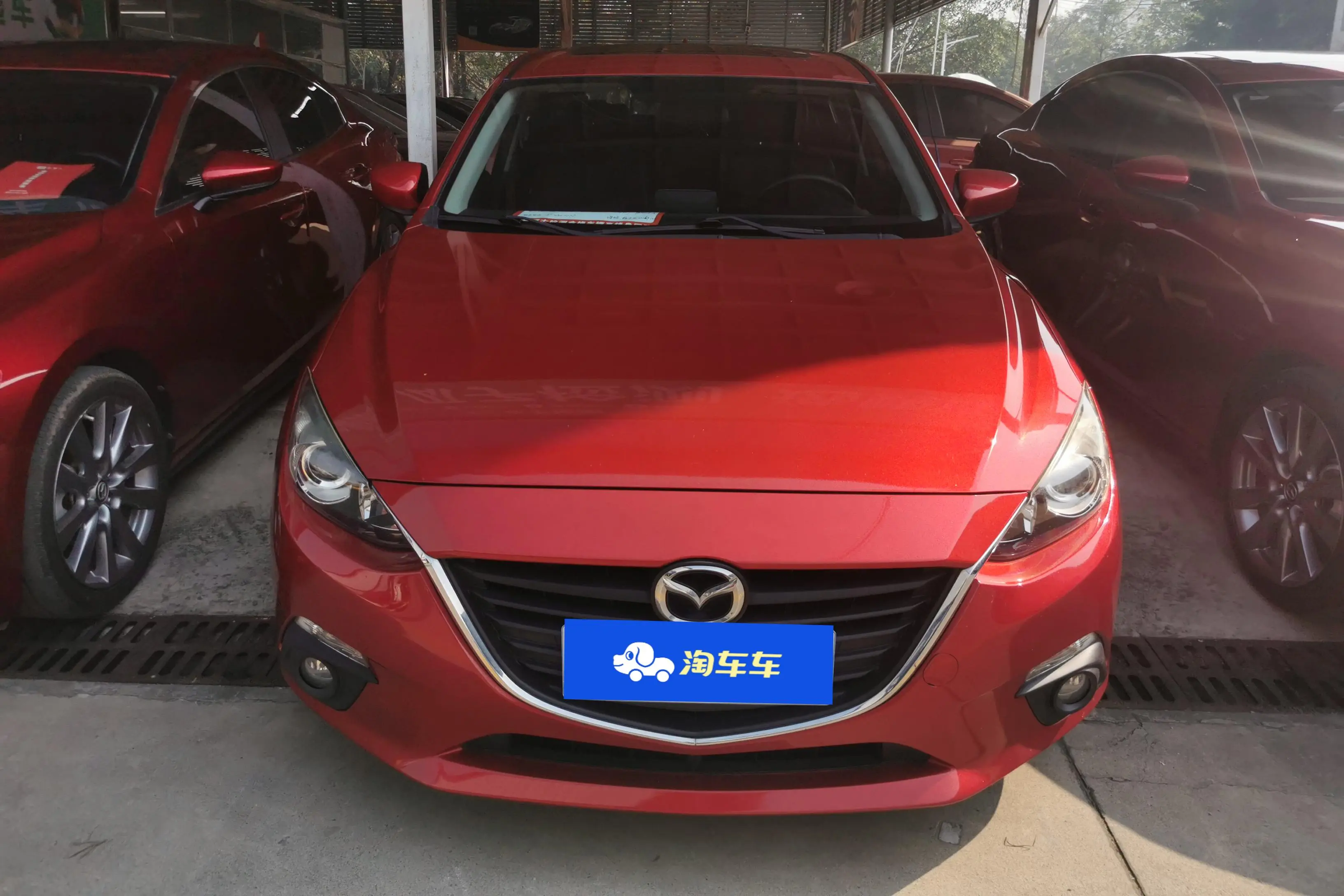 Mazda Axela (Mazda3)  из Китая