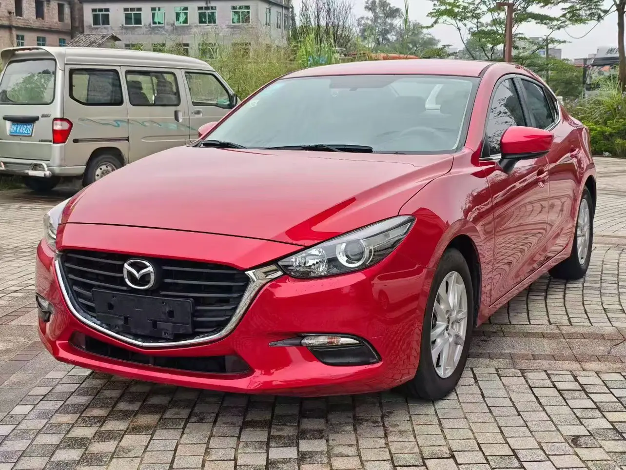Mazda Axela (Mazda3)  из Китая