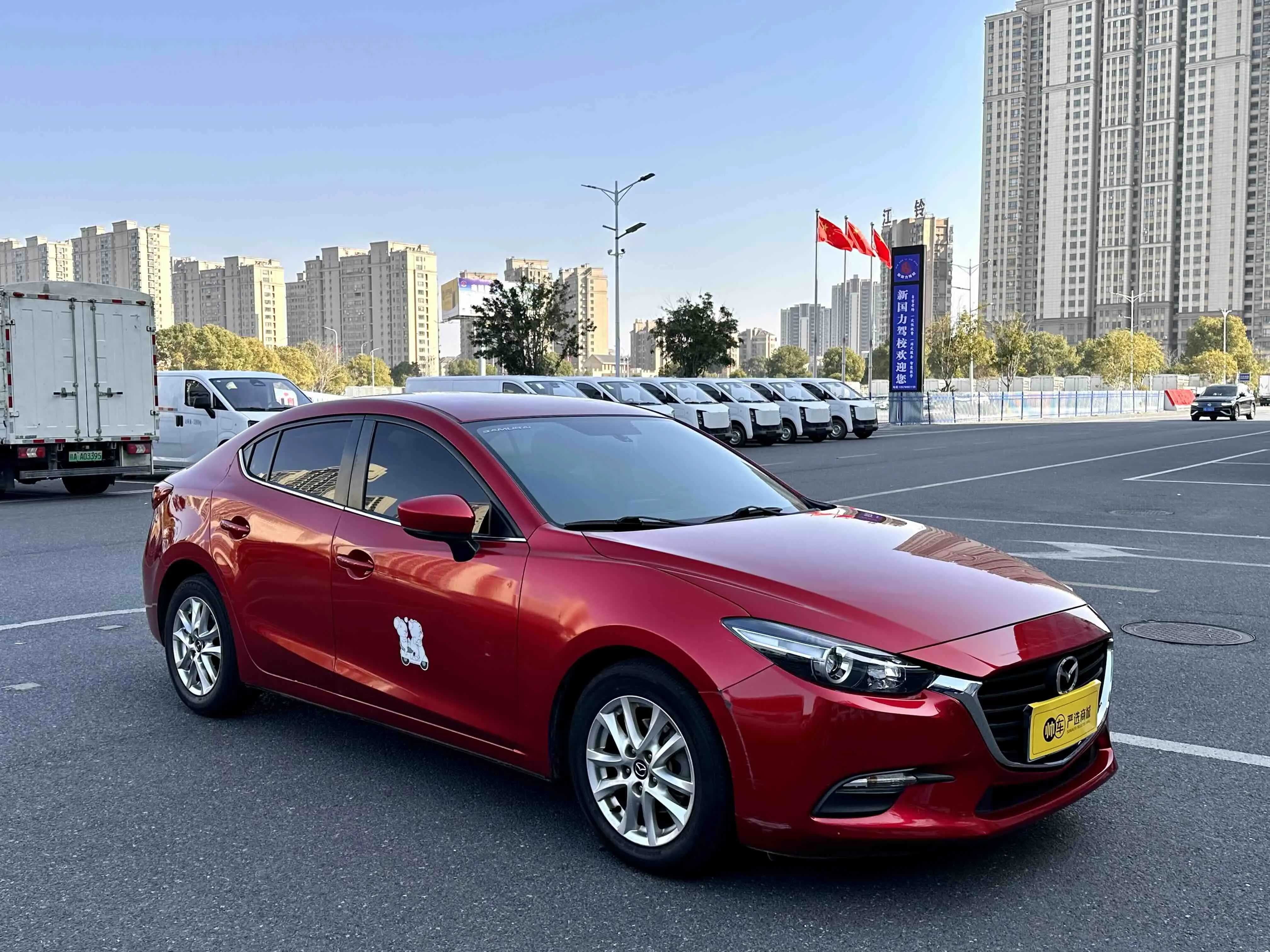 Mazda Axela (Mazda3)  из Китая