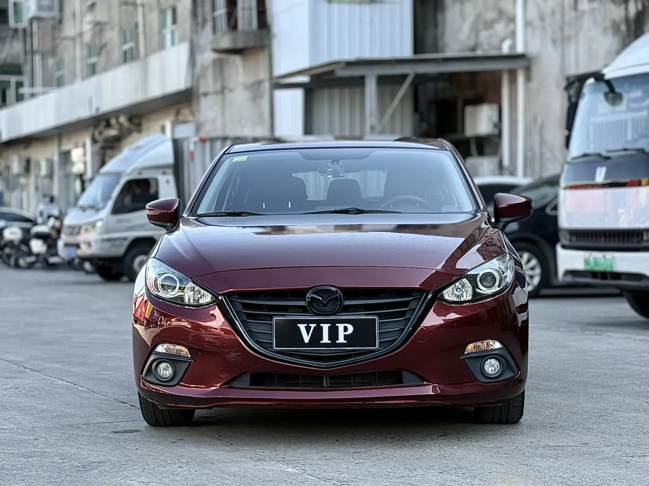 Mazda Axela (Mazda3)  из Китая