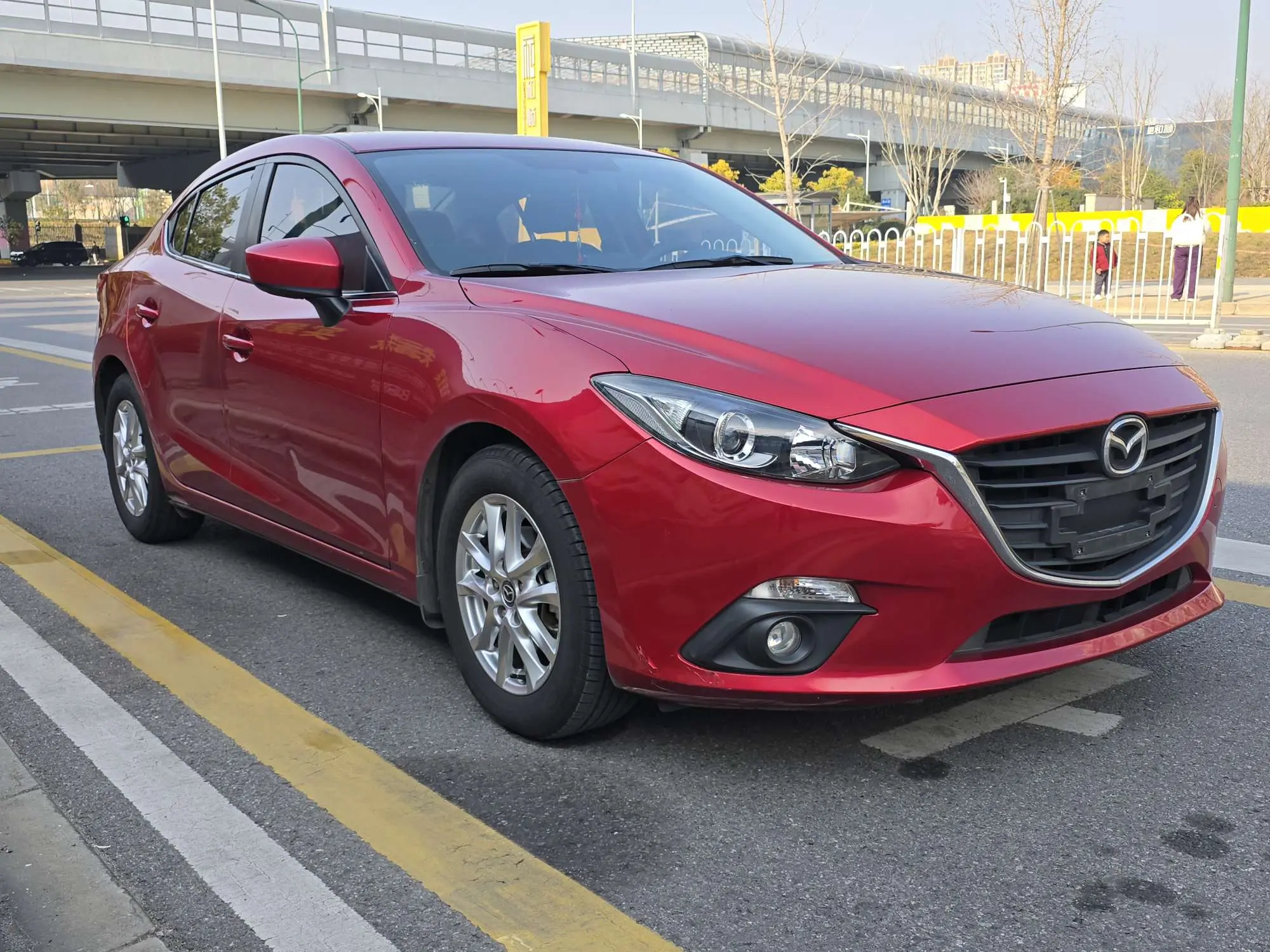 Mazda Axela (Mazda3)  из Китая