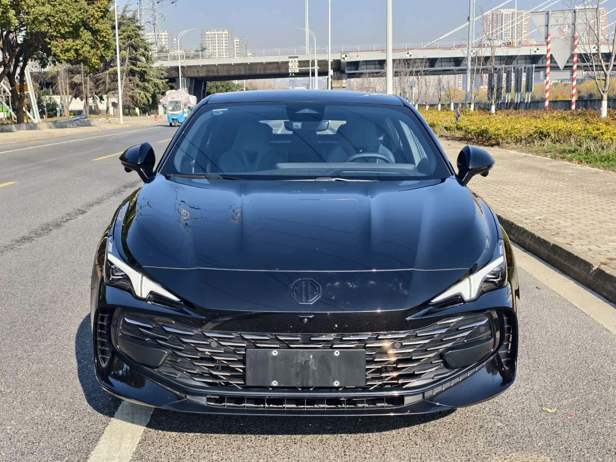 MG 7  из Китая