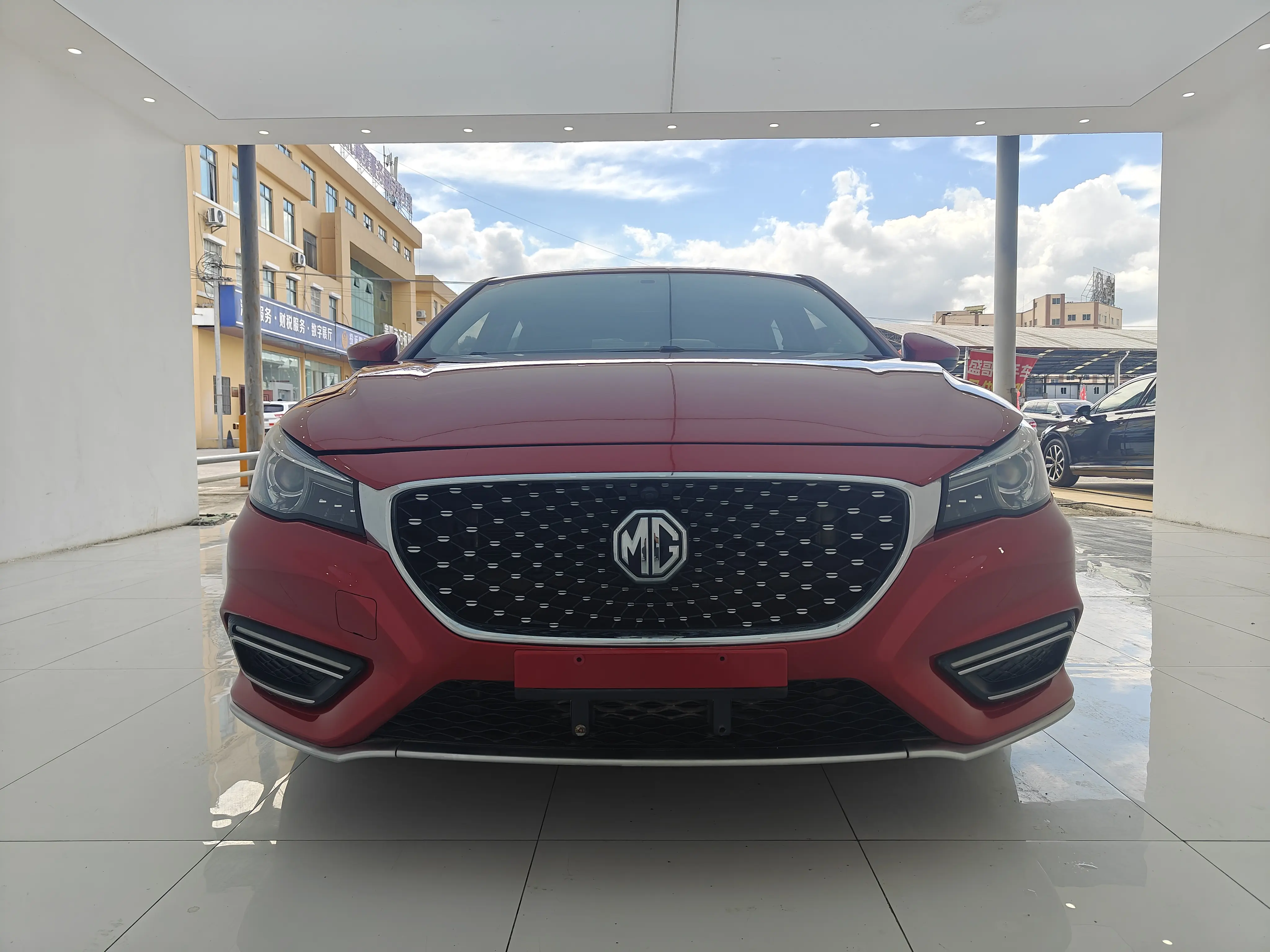 MG 6  из Китая