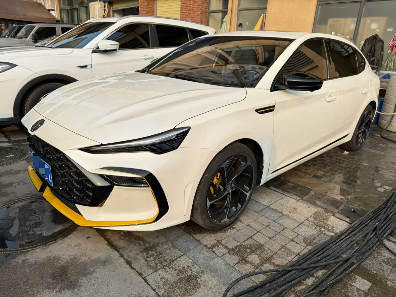 MG 6  из Китая