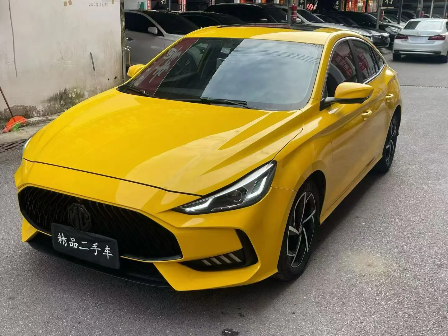 MG 5  из Китая