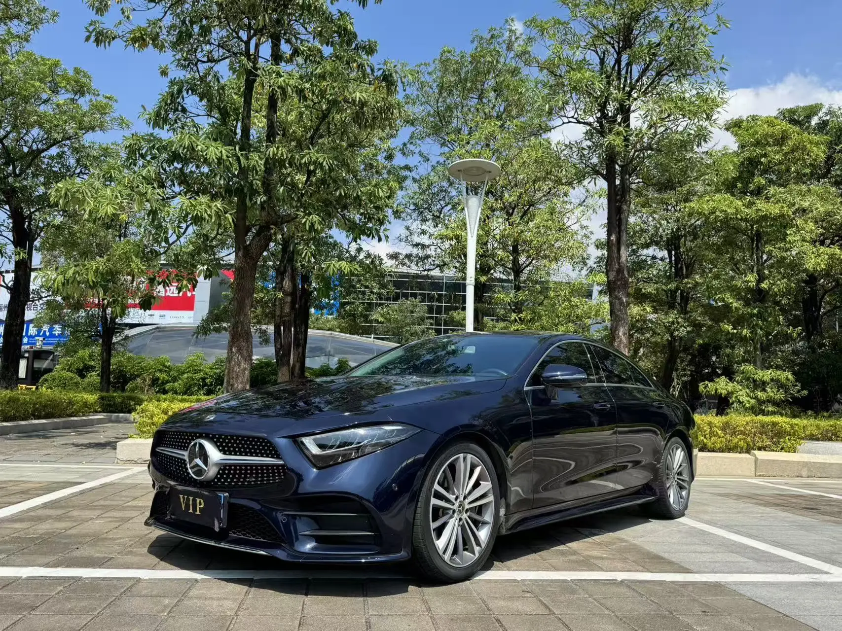 Mercedes-Benz Mercedes Benz CLS  из Китая