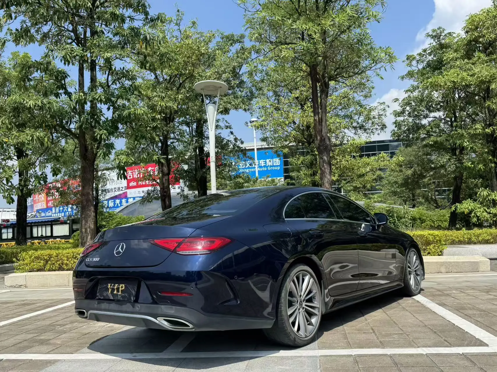 Mercedes-Benz Mercedes Benz CLS  из Китая