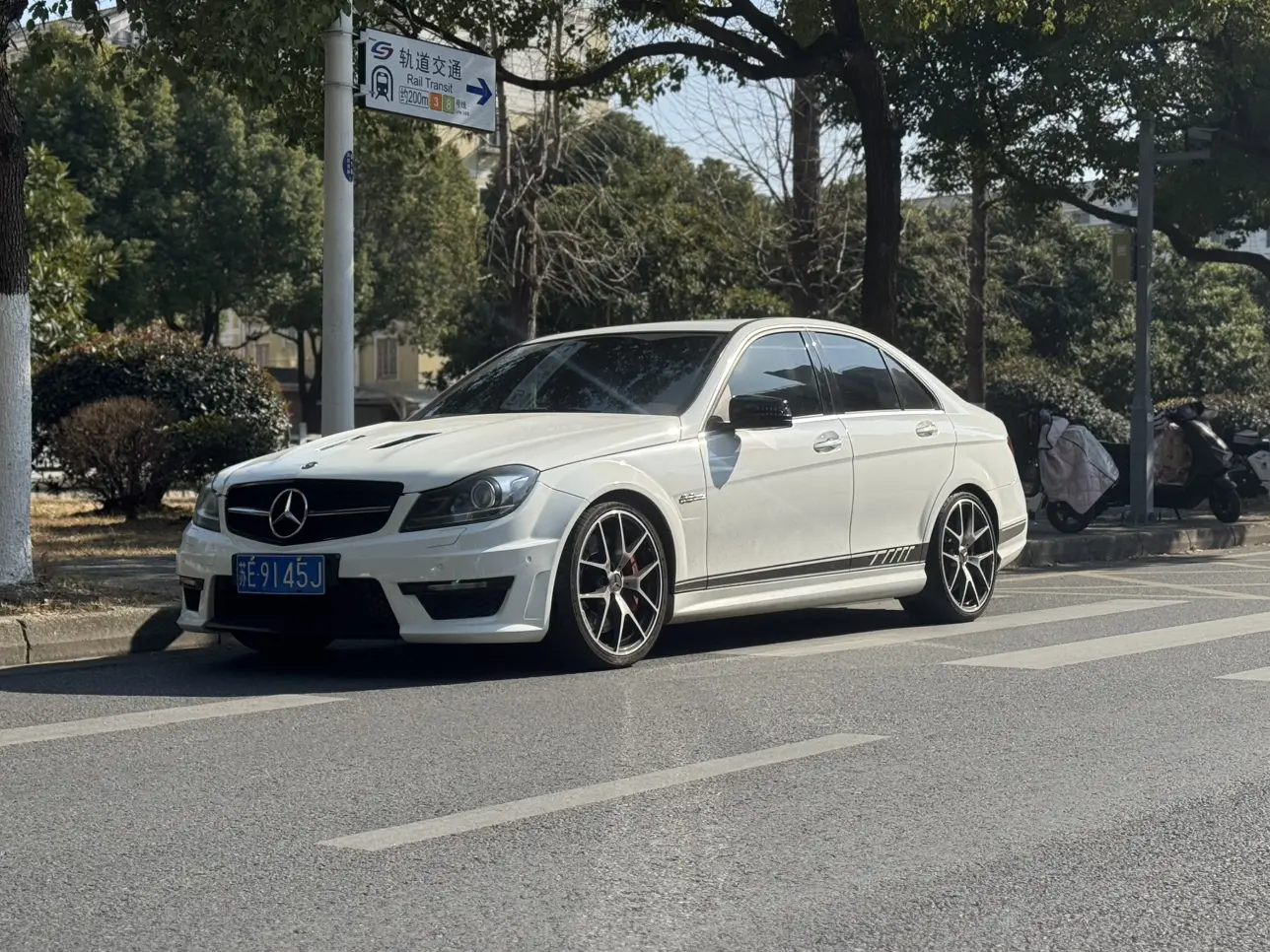 Mercedes-Benz C-Class AMG  из Китая