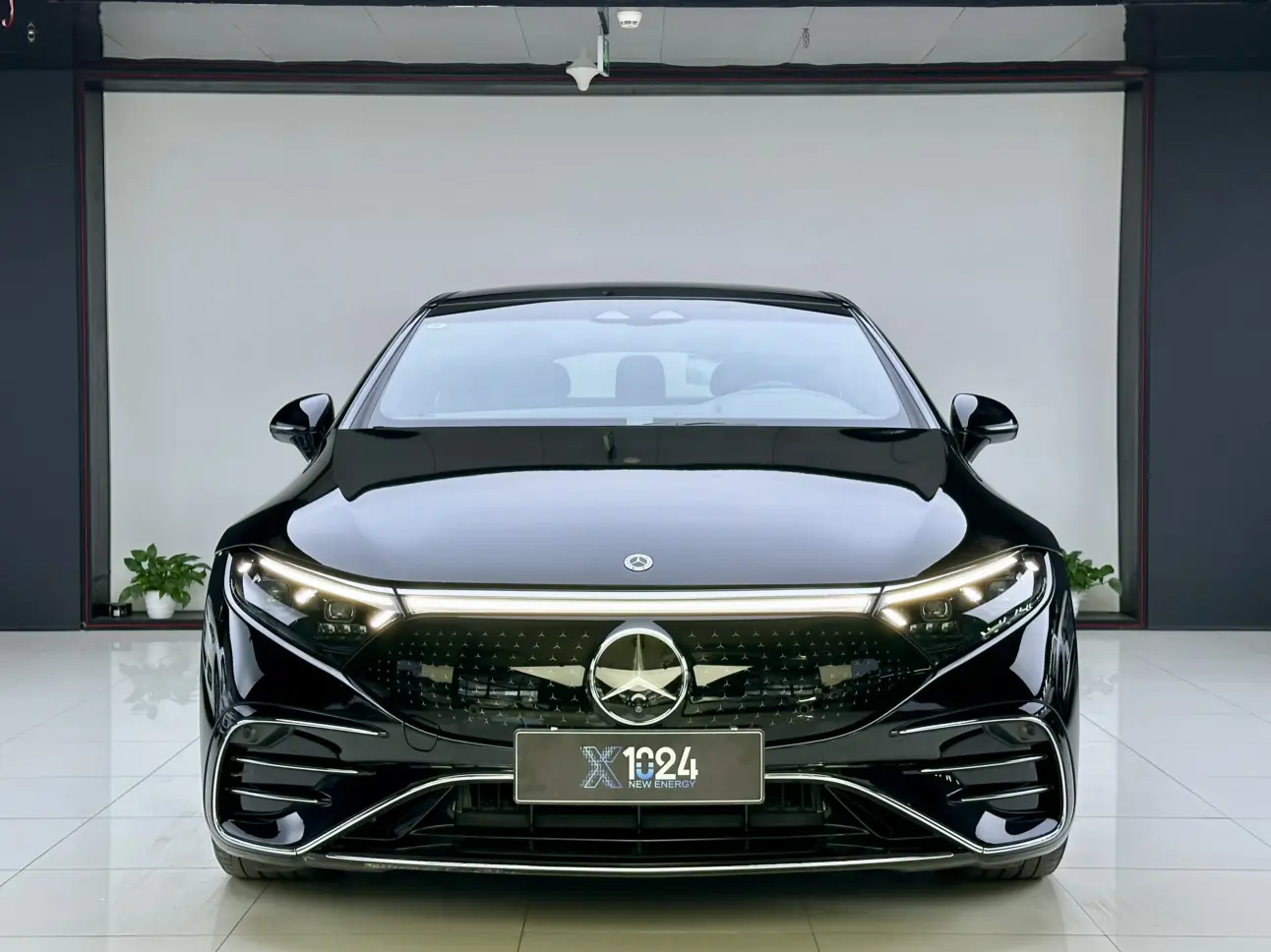 Mercedes-Benz EQS  из Китая