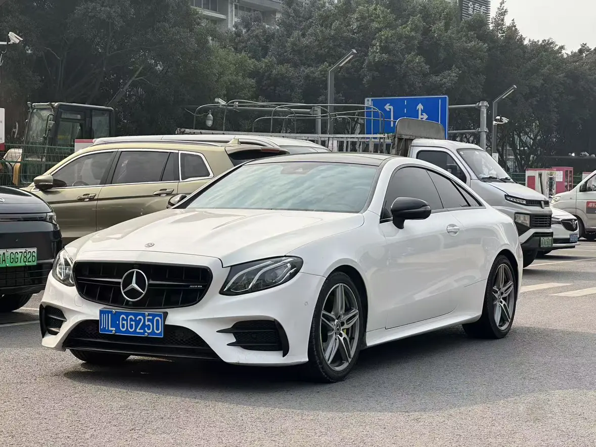 Mercedes-Benz E-Class  из Китая