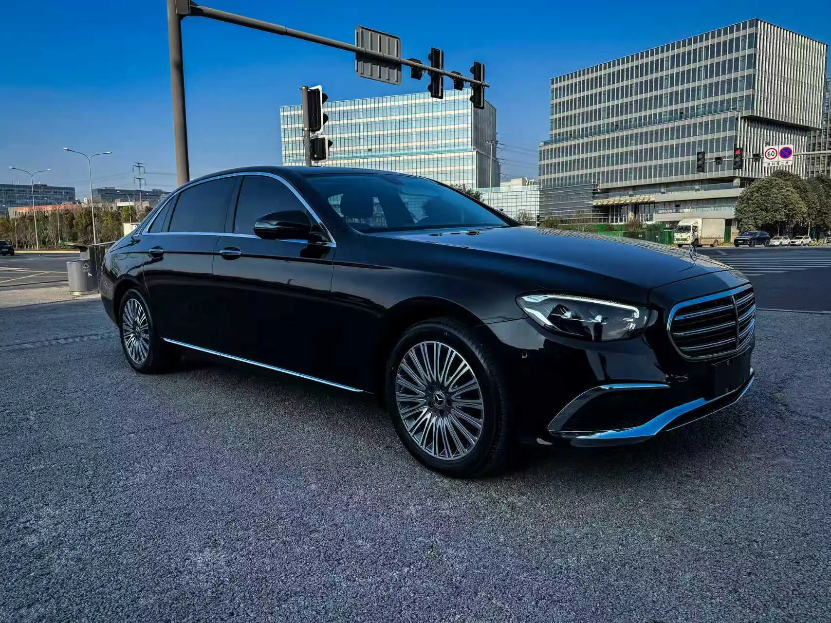 Mercedes-Benz E-Class  из Китая